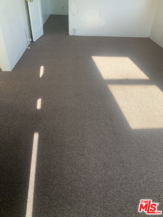 Building Photo - 107 W 84th Pl