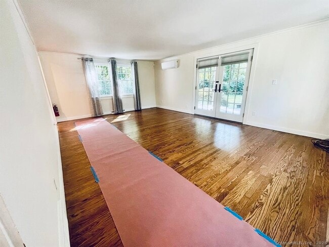 Building Photo - 518 Dublin Rd