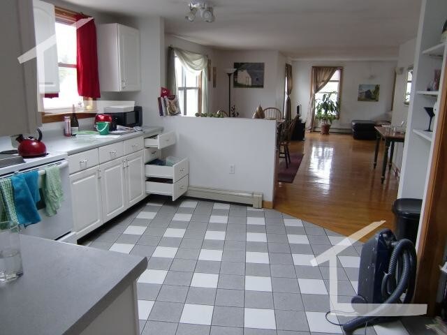 Primary Photo - 66 Brooks St