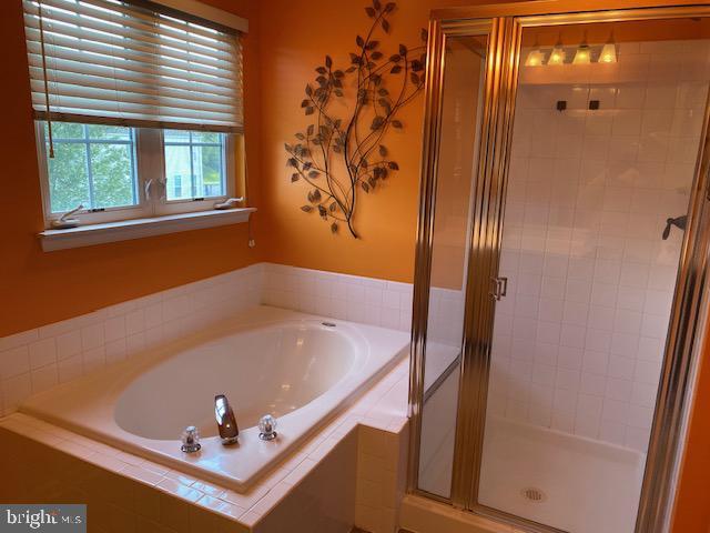 Building Photo - 312 Foxtail Ln