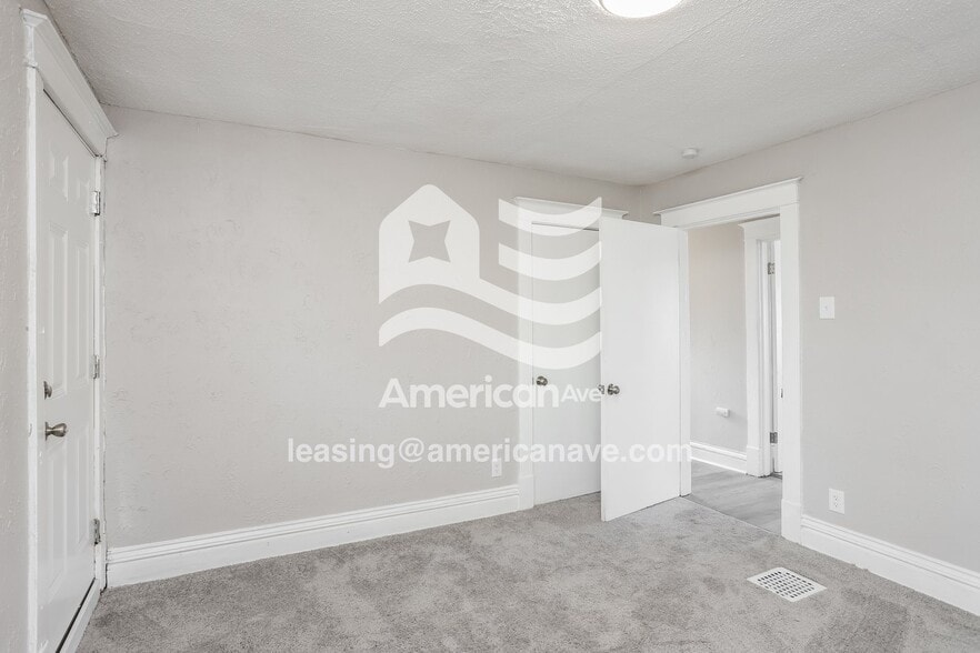 Building Photo - 3812 Avondale Ave