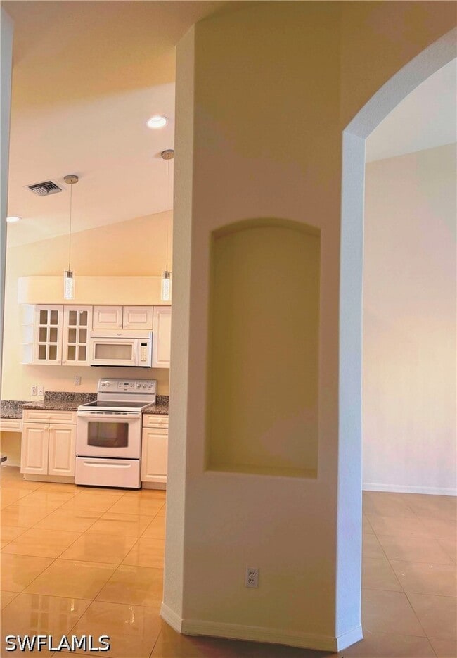 Building Photo - 8216 Ibis Cove Cir