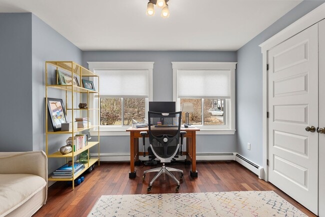 Building Photo - Year-round 3-Bedroom Home in Rockport