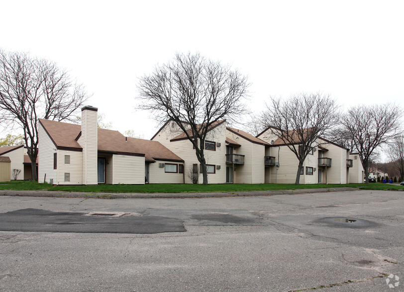 Building Photo - The Flats at Talcott