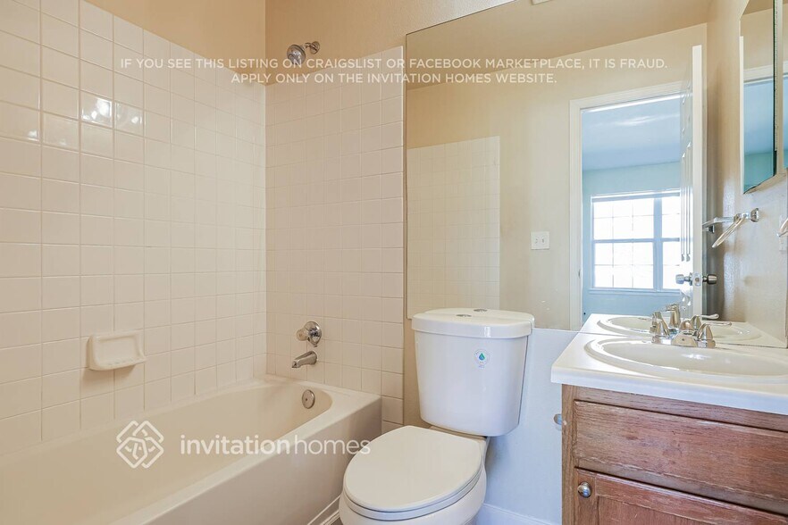 Building Photo - 11812 E Kepner Dr