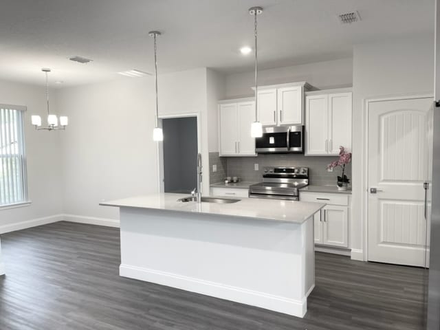 Building Photo - 43 Ballard Ln