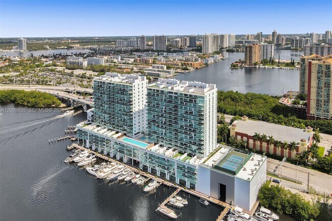 Building Photo - 400 Sunny Isles Blvd