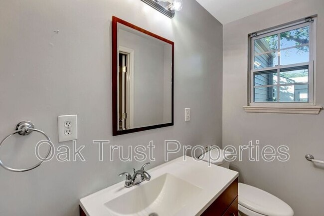 Building Photo - 5120 Braddock Ave