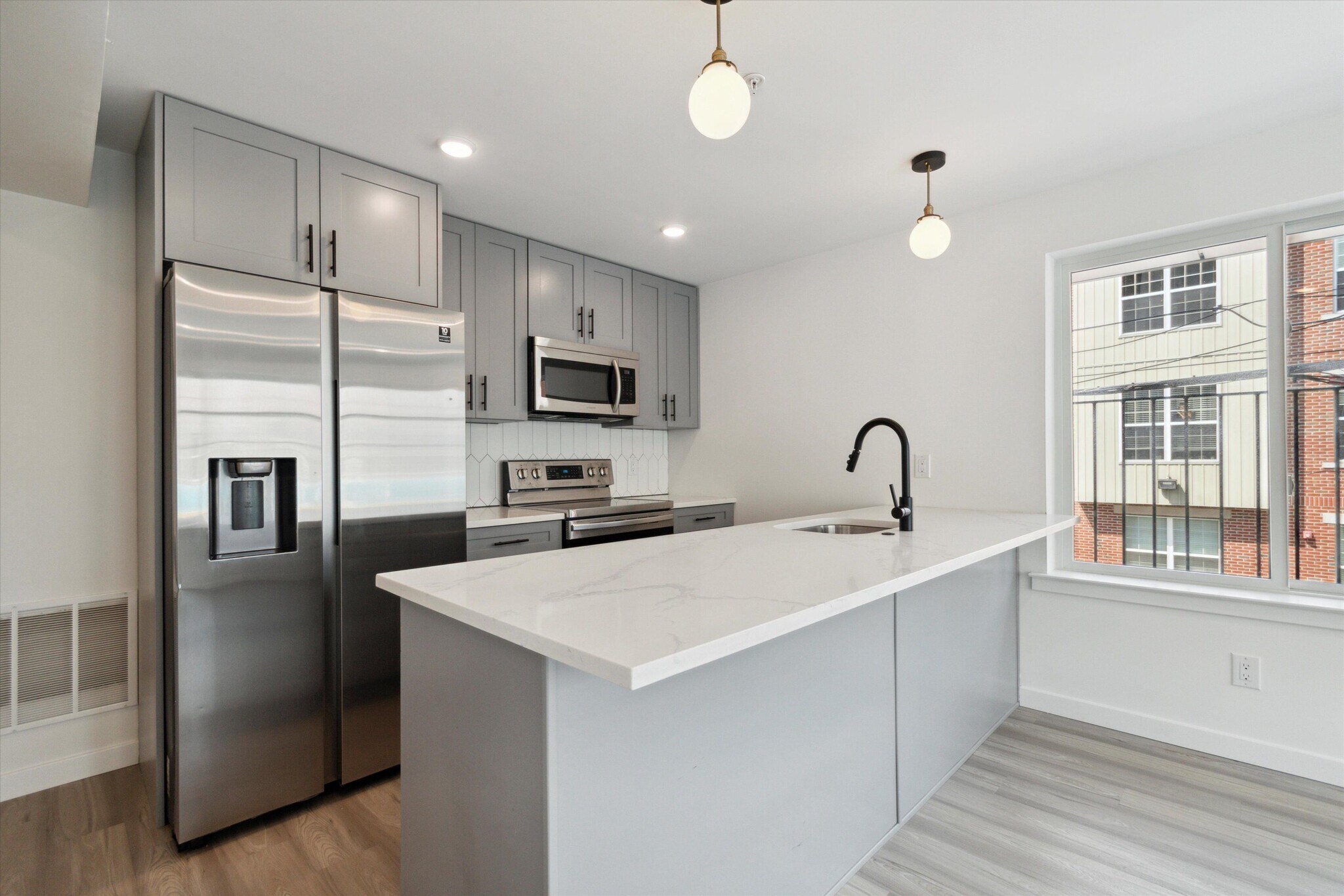 Building Photo - 1338 N 15th St