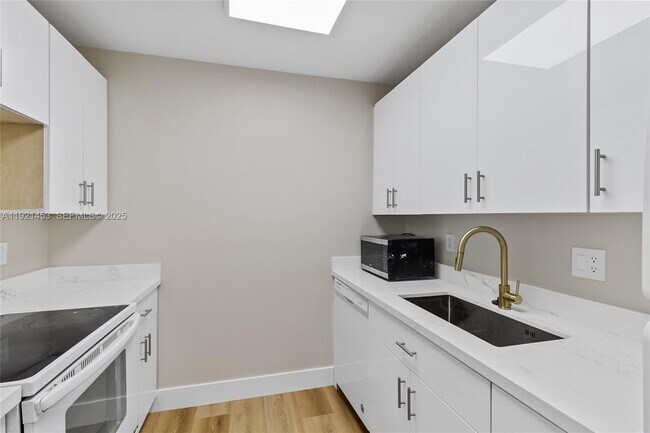 Building Photo - 8240 SW 210th St