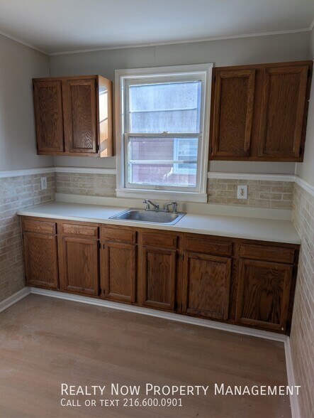 Building Photo - 5110 Philip Ave