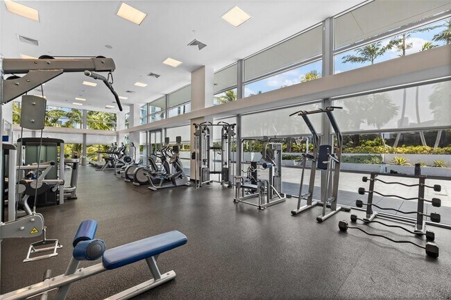 Building Photo - 2950 NE 188th St