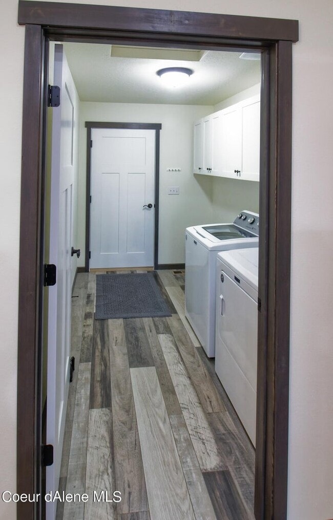 Building Photo - 4679 Gumwood Cir