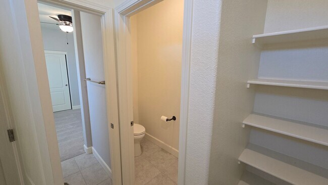 Building Photo - Beautiful two story Spanish springs home