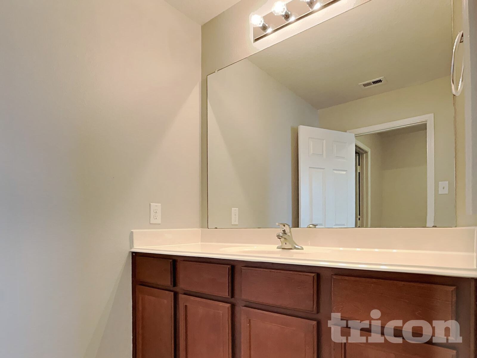 Building Photo - 30906 Sweetwater Cir