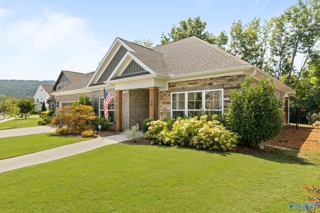 Building Photo - 26 Cobbs Cove Way SE
