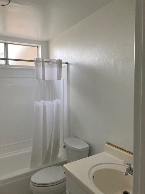 Building Photo - 3111 4th St