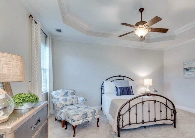 Building Photo - Spacious Ranch in the center of Richmond Hill