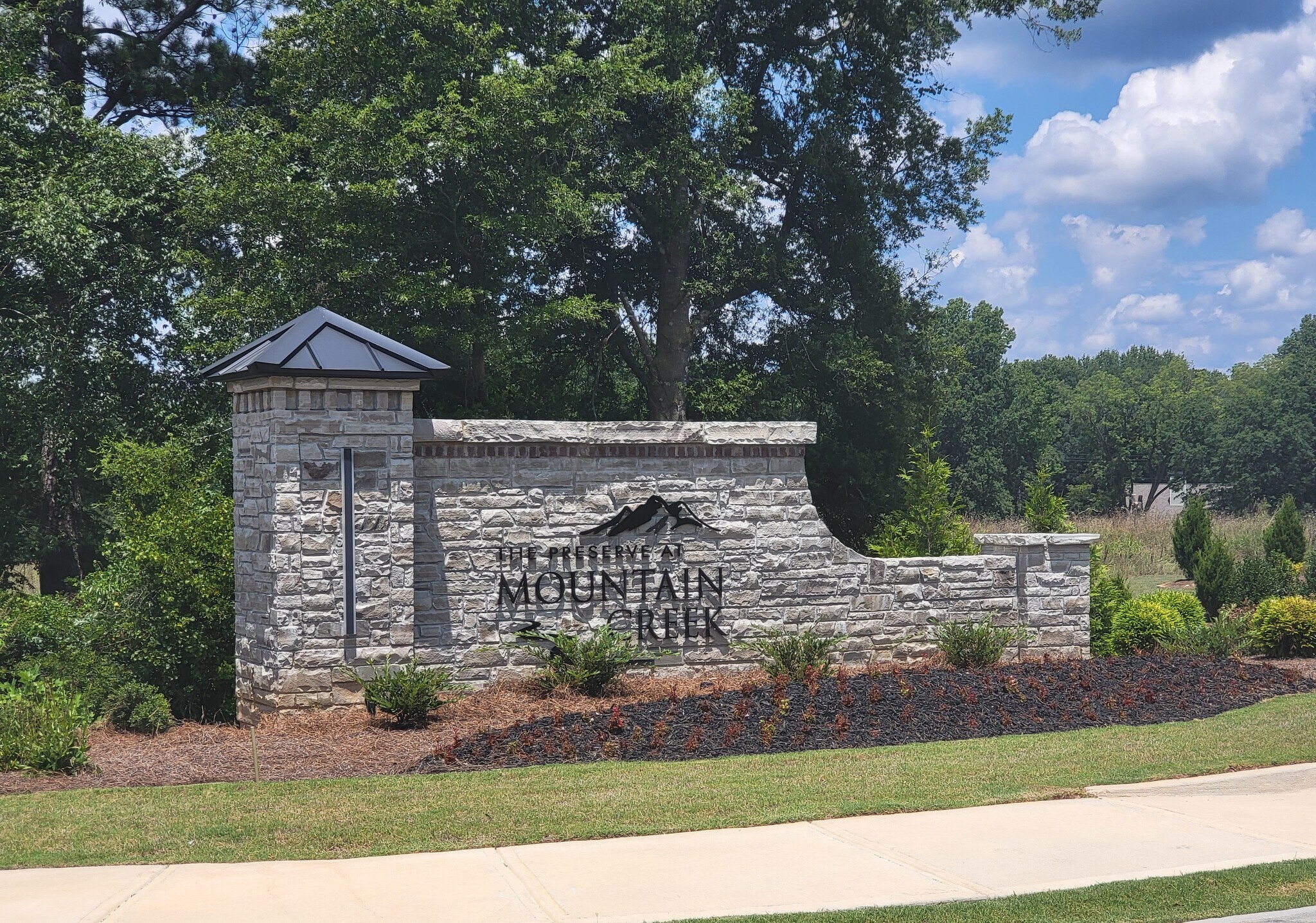 Entrance - 250 Sope Creek Cir