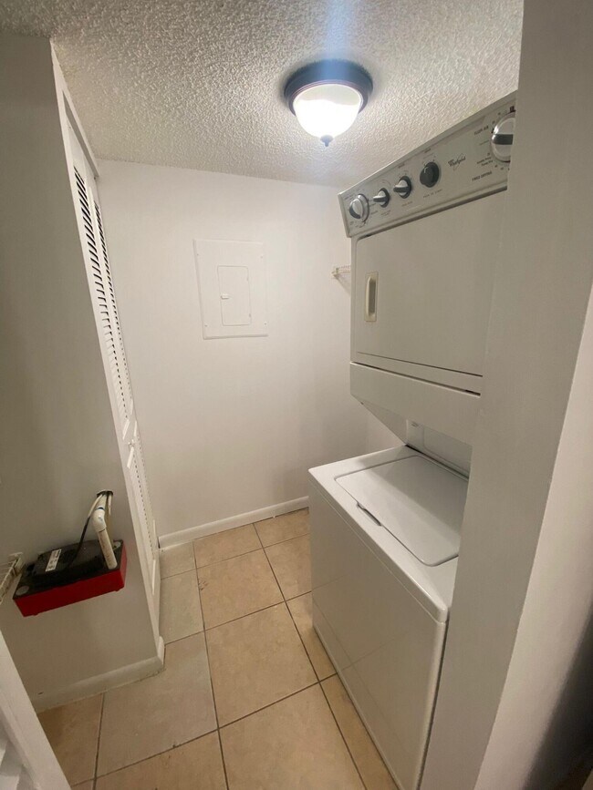 Building Photo - 4773 Sable Pine Cir