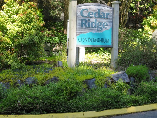 Building Photo - Redmond Modern & Updated 3bd/2bath Condo i...