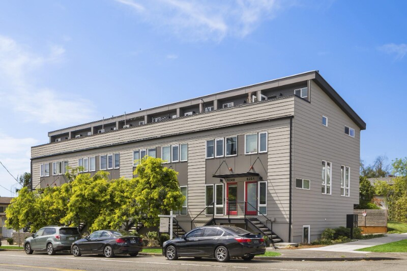 Building Photo - 6249 8th Ave NW