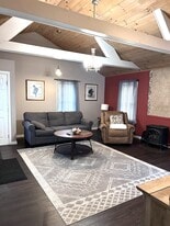 Building Photo - 16 Hillcrest St