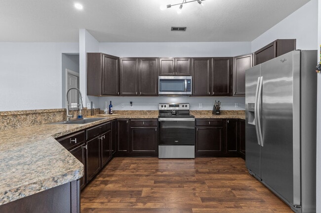 Building Photo - 155 Nautico Way