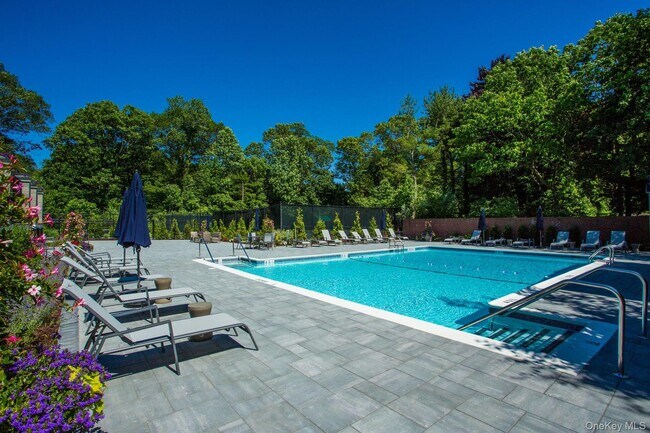 Building Photo - 91 Duck Pond Dr