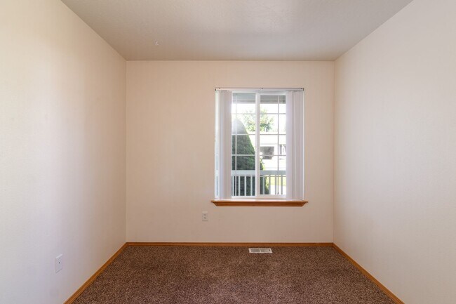 Building Photo - ***Coming Soon September 15th***Charming 3 Bedroom in Cheney