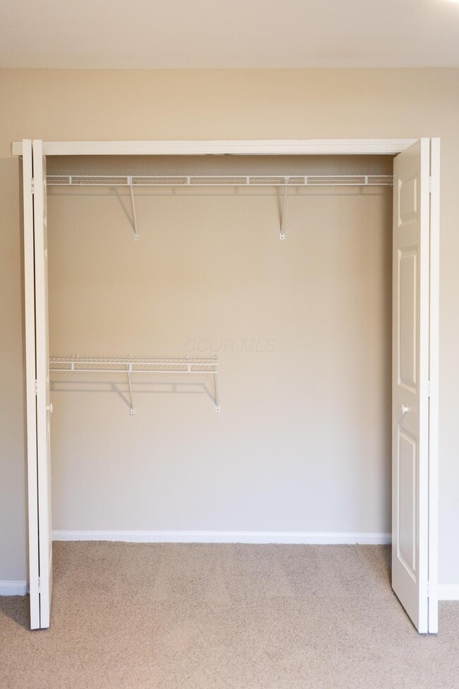 Building Photo - 5008 Stratford Pine Ln