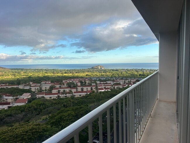Building Photo - 84-710 Kili Dr #1215