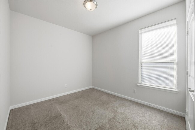 Building Photo - 4409 Chicory Ct