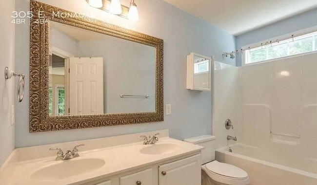 Building Photo - 305 E Monacan Dr