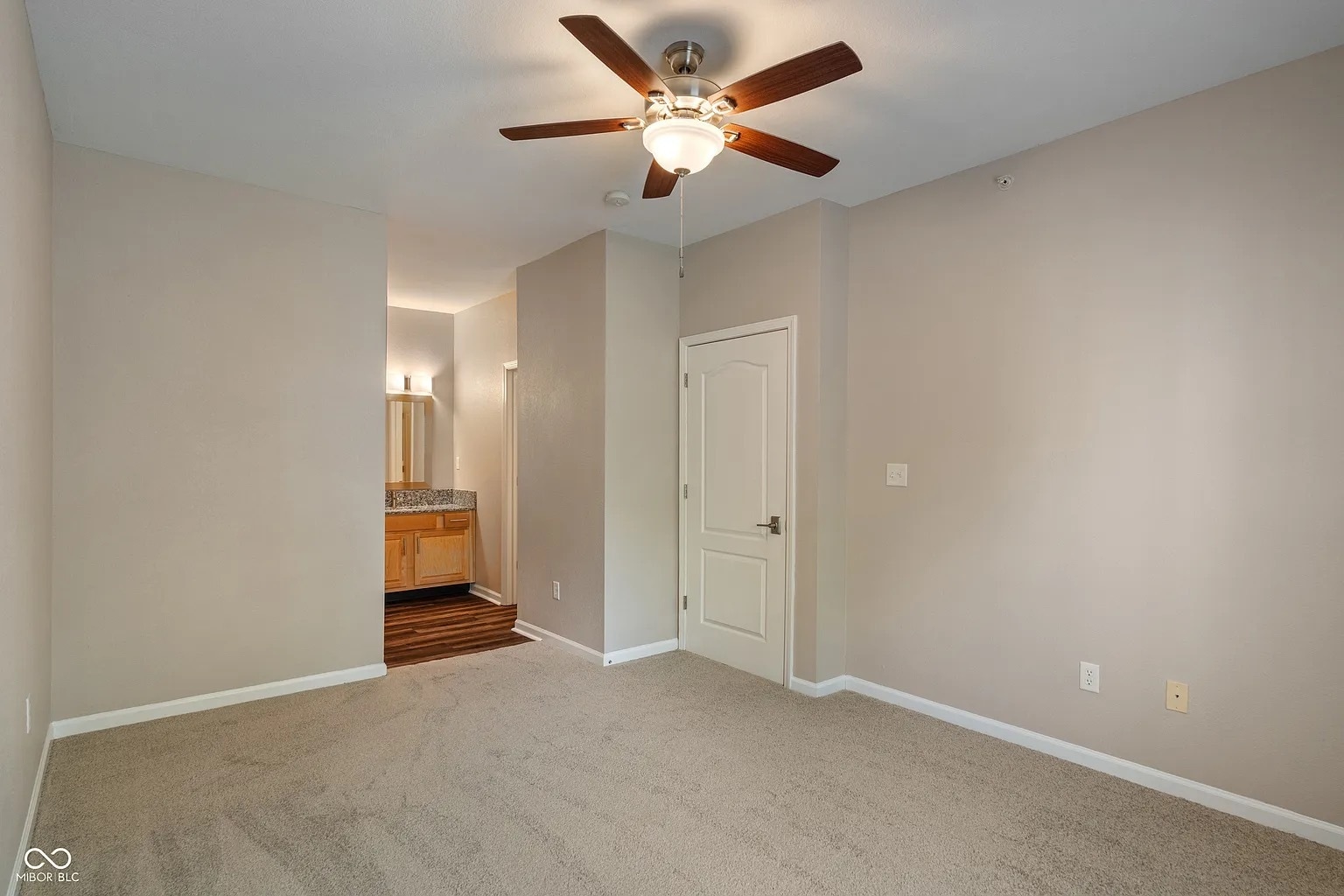 Master bedroom - 12833 Tradd St