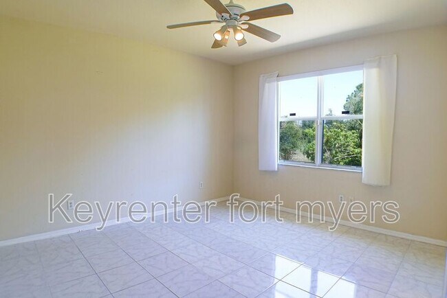 Building Photo - 2514 55th St SW