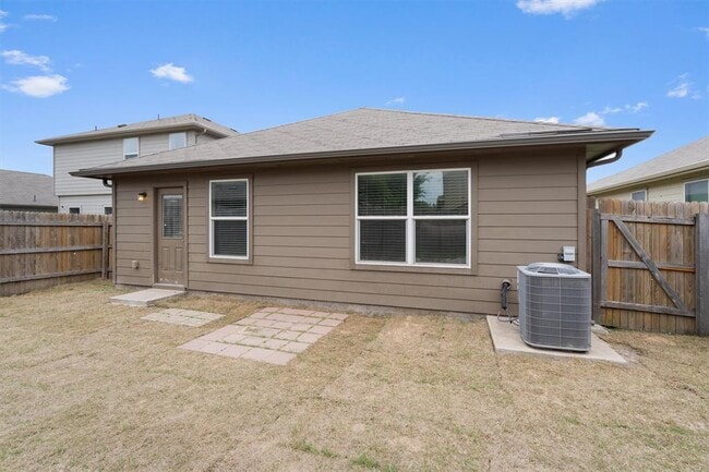 Building Photo - 12112 Jamie Dr