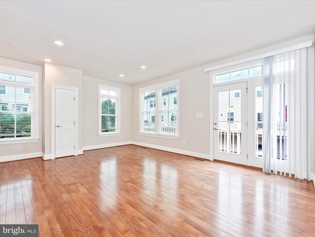 Building Photo - 3561 Katherine Way
