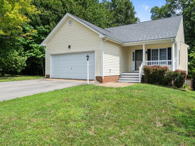 Building Photo - 5701 Hereld Green Dr