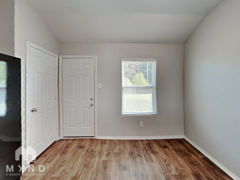 Building Photo - 12421 Solandra Cir