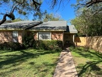Building Photo - 1116 Musken Rd