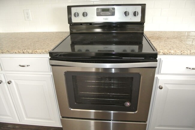 Building Photo - 1165 First Street Extension