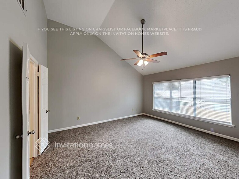 Building Photo - 7727 Spruce Haven Dr