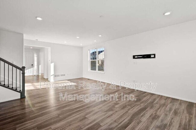 Building Photo - 5164 Preserve Pl