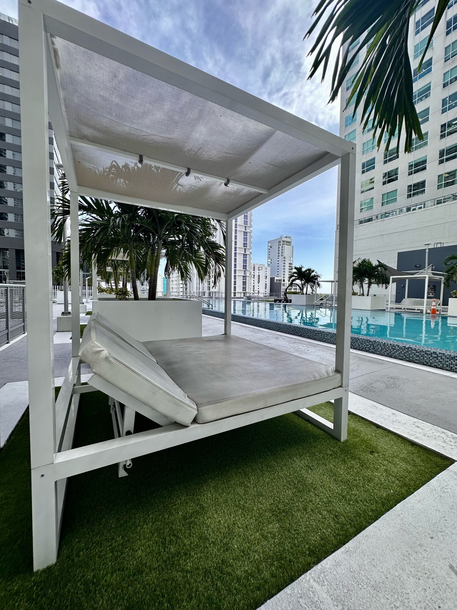 Lounge Pool - 690 SW 1st Ct