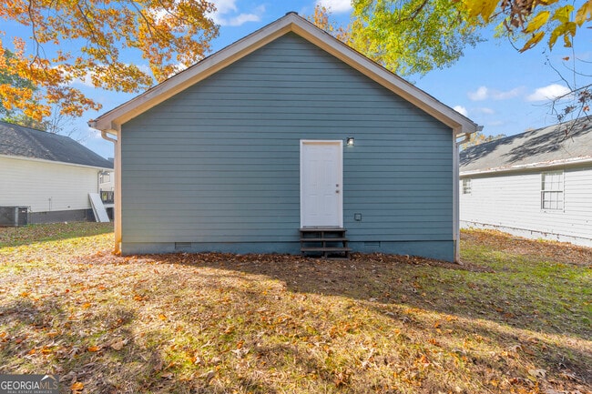 Building Photo - 1040 Thomasville Estates Dr SE