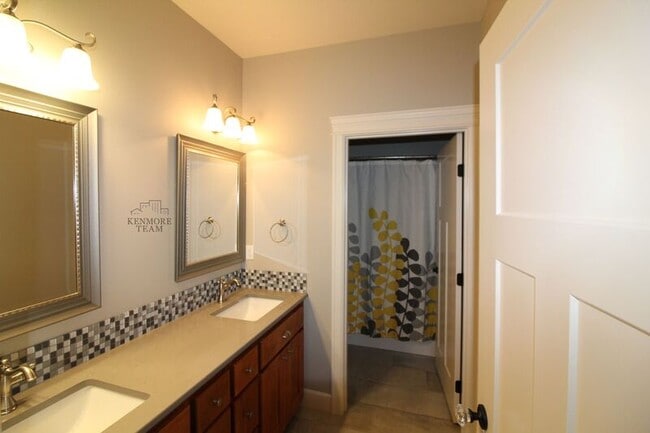 Building Photo - 2112 Meritage Ave