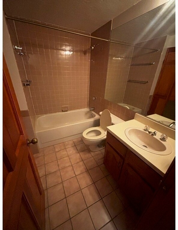 Building Photo - 1 A St