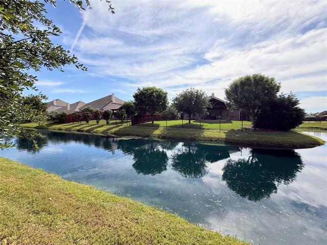 Building Photo - 1061 English Ivy Dr