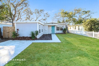 Building Photo - 625 58th St S